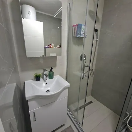 Modern Apartmán *